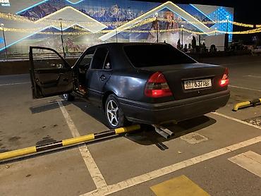 Mercedes-Benz C-Class: 1994 г., 1.8 л, Механика, Бензин, Седан at lalafo.kg Mercedes-Benz C-Class: 1994 г., 1.8 л, Механика, Бензин, Седан