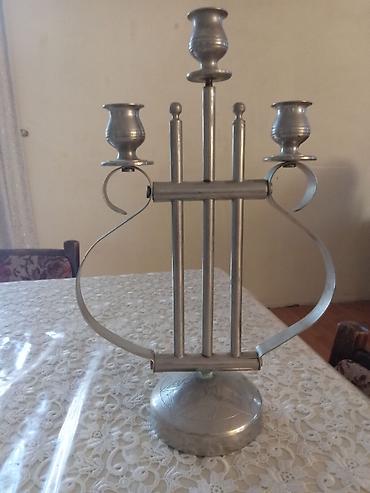 dekor qrup: Metaldan hazırlanmış 3 şamlıq - Material: gümüşü rəngli metal — 1