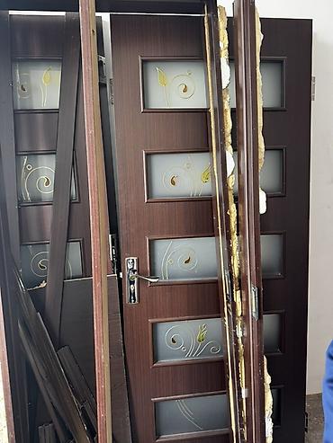 şuşe qapi: Mebel/interyer üçün taxta qapılar və qapı aksesuarları - Material — 2