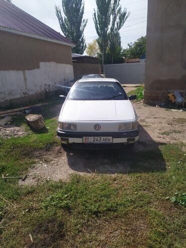 мазда хедос 6: Volkswagen Passat: 1991 г., 1.8 л, Механика, Бензин, Седан