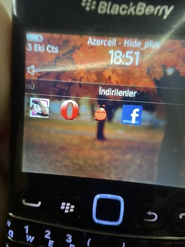 bmw 750 e38: Blackberry Bold 9790, 8 GB, rəng - Qara, Düyməli — 3
