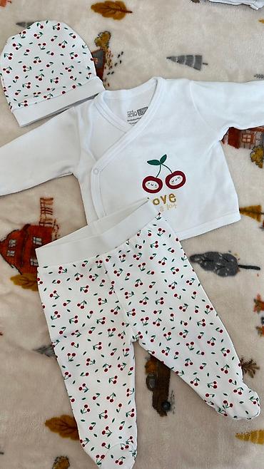 Другие товары для новорождённых: Продаю одежду(21 штука)Турция/Кыргызстан, для недоношенной девочки до — 12