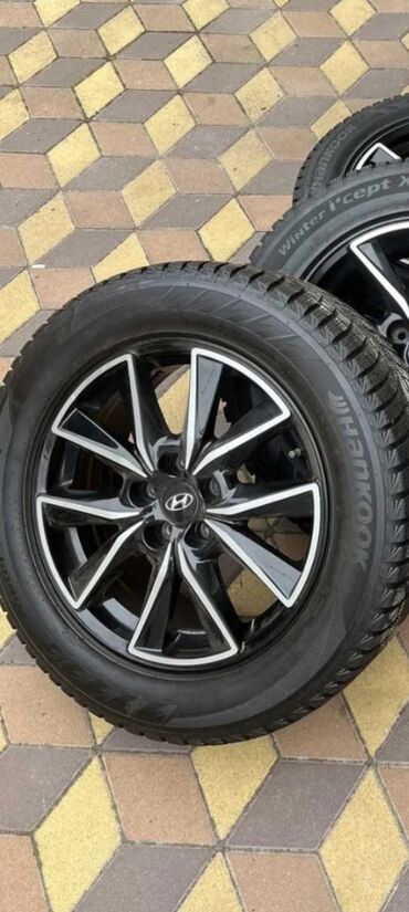 Disk təkərlər: Disk təkər Hyundai 235 / 60 / R 18, 5 Boltlu