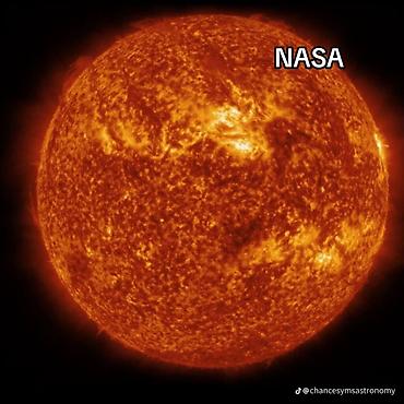 Saturn: Астрономические постеры/принты “Me vs NASA” от @chancesymsastronomy - — 5