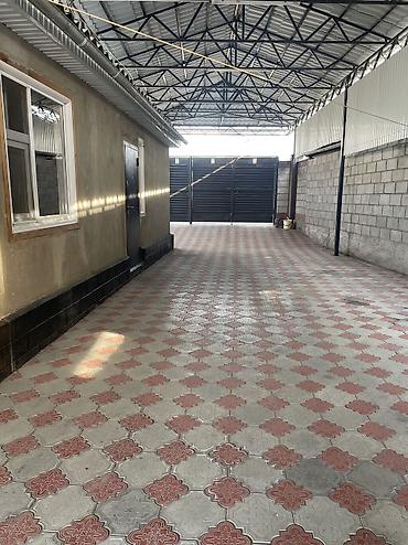 Продажа коттеджей и домов: Продается теплый, уютный дом из 5 комнат с санузлом. Участок 9 соток — 2