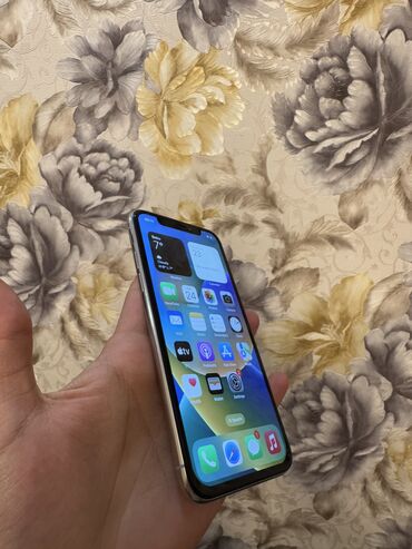 Apple iPhone: IPhone X, 64 GB, Ağ, Simsiz şarj