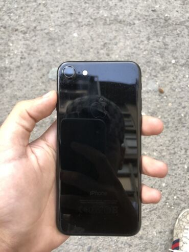 iphone 7 xirdalan: IPhone 7, 32 GB, Qara, Barmaq izi