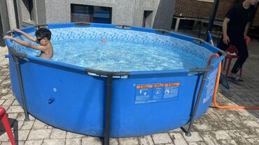 бассейн домашний цена: Круглый бассейн с прочным синим корпусом и металлическим каркасом