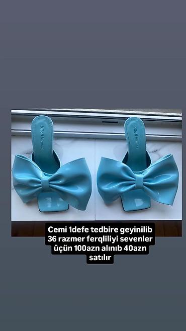 reqs ucun ayaqqabilar: Məhsul: mavi rəngdə, parlaq materialdan, ön hissəsində iri bant — 1