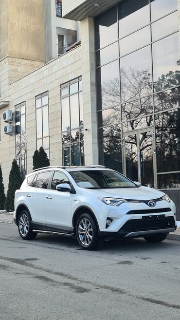 Toyota: Toyota RAV4: 2018 г., 2.5 л, Вариатор, Гибрид, Кроссовер