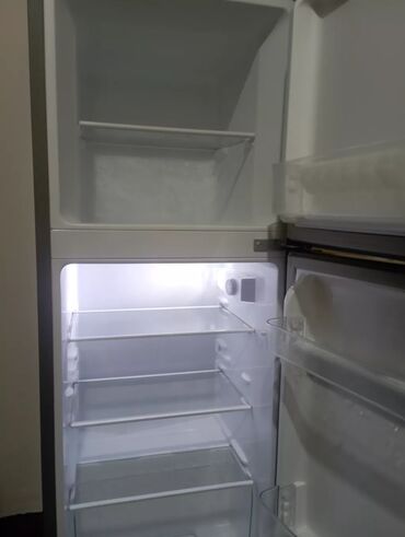 С рочно продаю холодильник прошу 25 сом состояние отличное