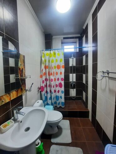 Долгосрочная аренда домов: 330 м², 7 комнат, Видеонаблюдение — 8