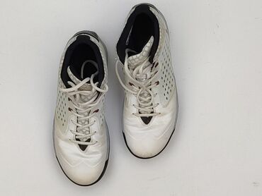 oddychajaca podeszwa kapcie do przedszkola: Sport shoes Jordan, 41, Used