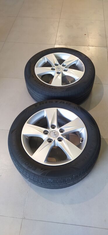 260 təkər: Б/у Колесо Hyundai 205 / 55 / R 16, 5 Болтов