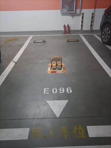 Другой транспорт: Ограничители парковки — 12