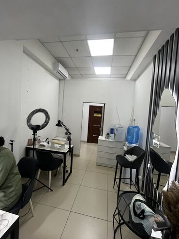 Аренда офисов: Сдаю Аренда офисов, 16 м², В жилом комплексе, 1 линия — 5