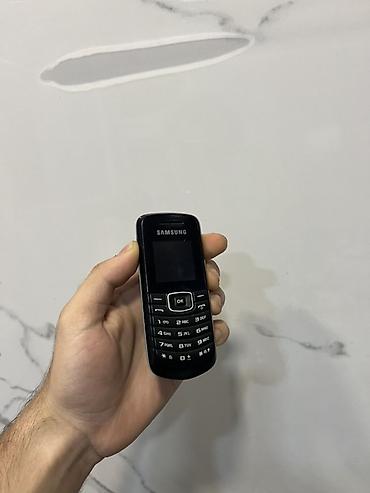 philips xenium w632: Samsung < 2 GB Memory Capacity, rəng - Qara, Düyməli — 1