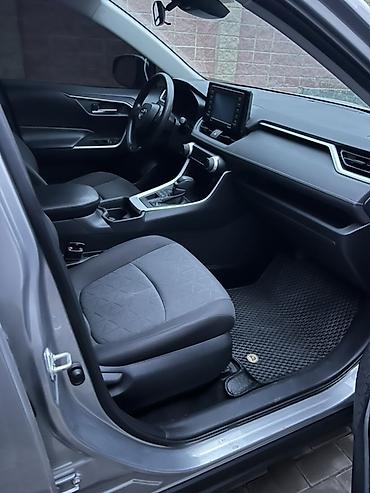 Toyota: Toyota RAV4: 2020 г., 2.5 л, Автомат, Бензин, Кроссовер — 7