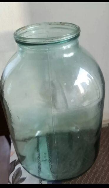 banka alıram: 2l sovetin ballonları satılır. Biri 50 qəpik