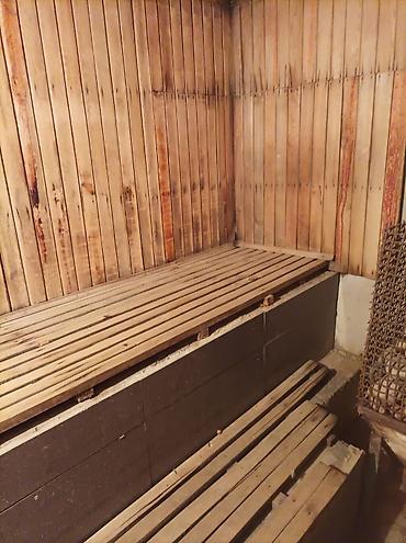 Продажа коттеджей и домов: Продается дом в г. Токмак в центре 20 соток. Дом кирпичный, отопление — 22