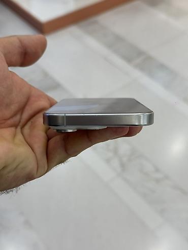 iphone 12 plus: IPhone 16 Pro, Gümüşü, Face ID — 4