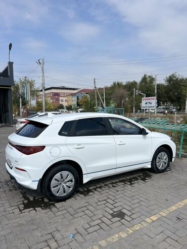 BYD: BYD : 2020 г., Робот, Электромобиль, Хэтчбэк at lalafo.kg — 2 BYD: BYD : 2020 г., Робот, Электромобиль, Хэтчбэк — 2