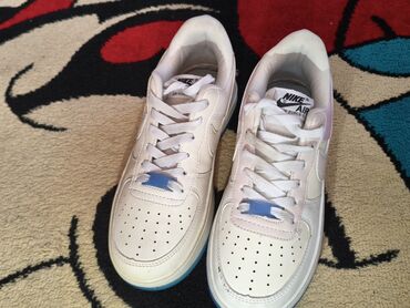 термо обувь женская: Кроссовки, 36, Nike, Новый, Самовывоз