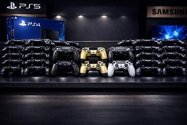 PlayStation 4 pultu 🎮 İkinci əl ORJİNAL PS4 pultları satışda! lalafo.az -da PlayStation 4 pultu 🎮 İkinci əl ORJİNAL PS4 pultları satışda!