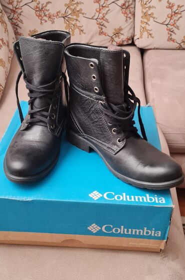 ботинки на шнурках: Merinos firmasınındır,42 razmerdir. Polşadan alınıb, təbii dəridir