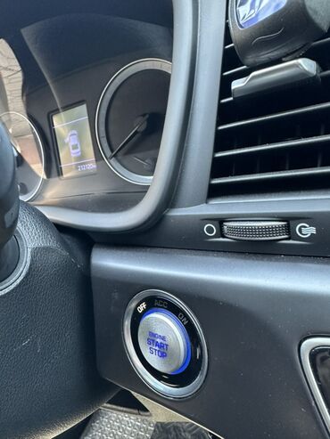 Hyundai: Hyundai Sonata: 2019 г., 2 л, Автомат, Газ, Седан — 6