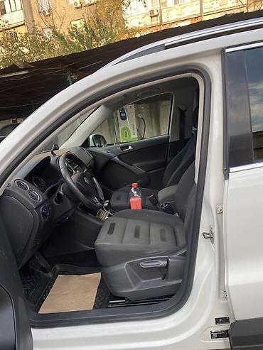 tiguan: Volkswagen Tiguan: 2009 г., 2 л, Автомат, Бензин, Кроссовер — 7