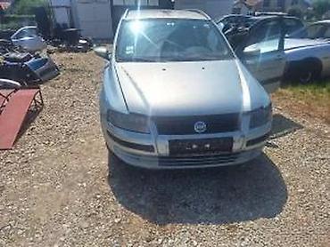 tabla u autu: POLOVNI DELOVI FIAT STILO 1.9JTDM | Polovni delovi fiat stilo 1.9 — 2