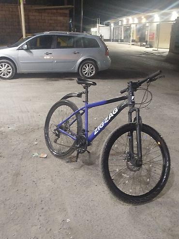 velosiped 2 el: Ziqzaq markalı bu dağ velosipedi qara və bənövşəyi rənglərin — 3