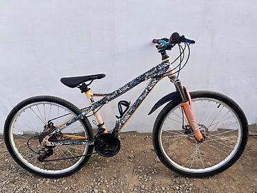 teker velosiped: Velosiped – şəhər və yüngül off-road üçün - Çərçivə: yüngül alaşımlı — 1