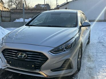 Hyundai: Срочно продаю хюндай соната нюрайс год 2018 12 месяц. Состояние