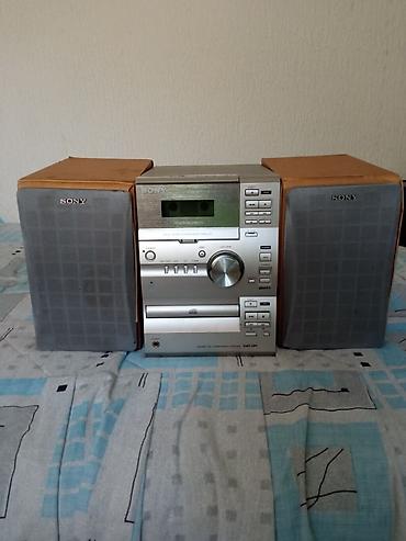 blu ray cd player: **Sony Micro HiFi Component System CMT-CP1** Prodaje se kompaktan — 2
