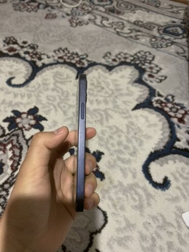 Apple iPhone: IPhone 12, Черный — 4