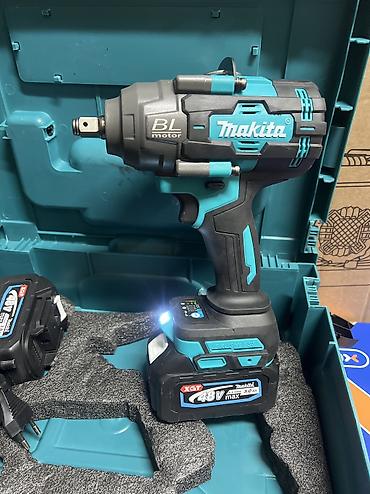 sds max: Аккумуляторный ударный гайковерт Makita (BL motor, бесщеточный ) — 1