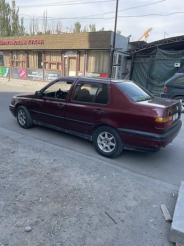 vento: Volkswagen Vento: 1994 г., 1.8 л, Механика, Бензин, Седан — 8