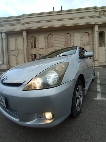 7местный авто: Toyota WISH: 2004 г., 1.8 л, Автомат, Бензин, Минивэн