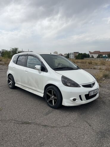 хонда jazz: Honda Jazz: 2007 г., 1.3 л, Вариатор, Бензин, Хетчбек