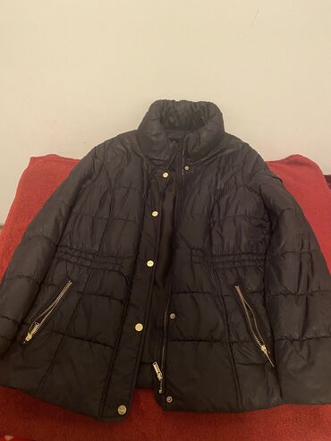 Nijednom nošena, dobro očuvana skroz nova jakna iz nemačke, plaćena
