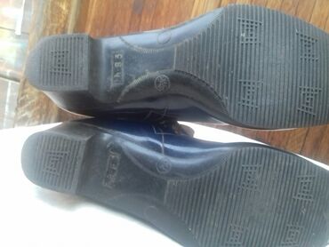 Сапоги: Женская обувь — 9