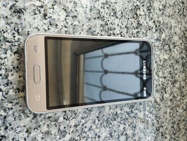 j1 mini: Samsung Galaxy J1 Mini | İşlənmiş | 8 GB | rəng - Qızılı