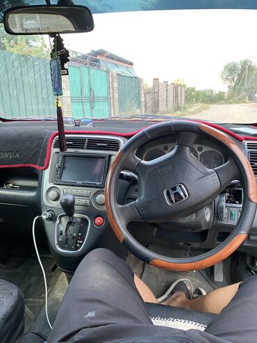 спринтер минивен: Honda Stream: 2002 г., 2 л, Автомат, Бензин, Минивэн