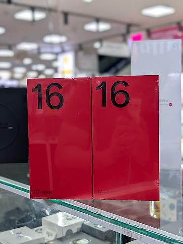 realme 13 pro: OnePlus Open, Новый, 256 ГБ, цвет - Красный, 2 SIM — 1
