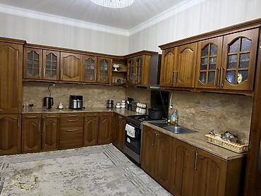 стол кухонный ош: ПРОДАЕТСЯ Б/У Кухонный угловой гарнитур из массива натурального дерева — 1