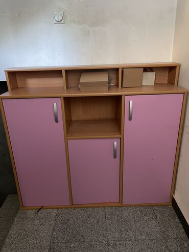 sto i stolica za decu: For girls, color - Pink, Used