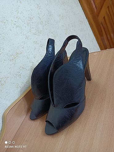 Мокасины и лоферы: Новая обувь из Европы — 8