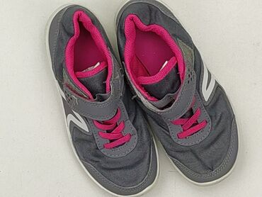 klapki birkenstock czarne lakierowane: Buty sportowe Decathlon, 30, Używany